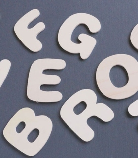 LETRAS PEQUEÑAS SIN PINTAR. Comprar letras para puertas de madera