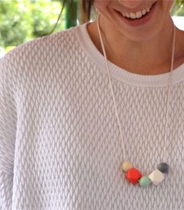 Comprar collares mordedores. Regalos para mamás. regalos mamá primeriza collar mordedor mamiBB Collar de lactancia