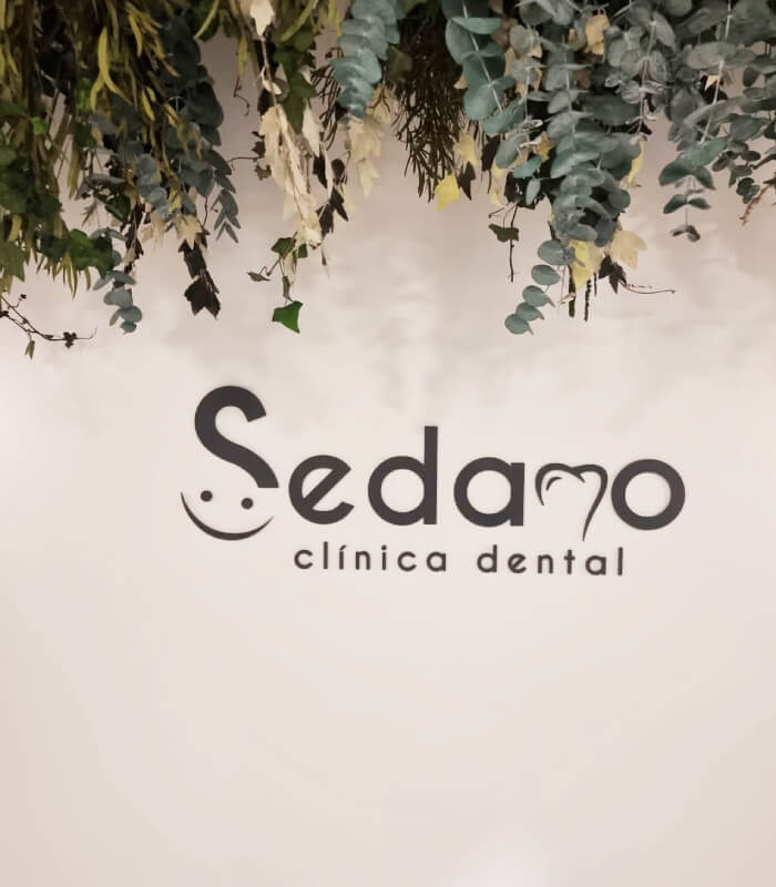 logotipo sedano clinica dental 